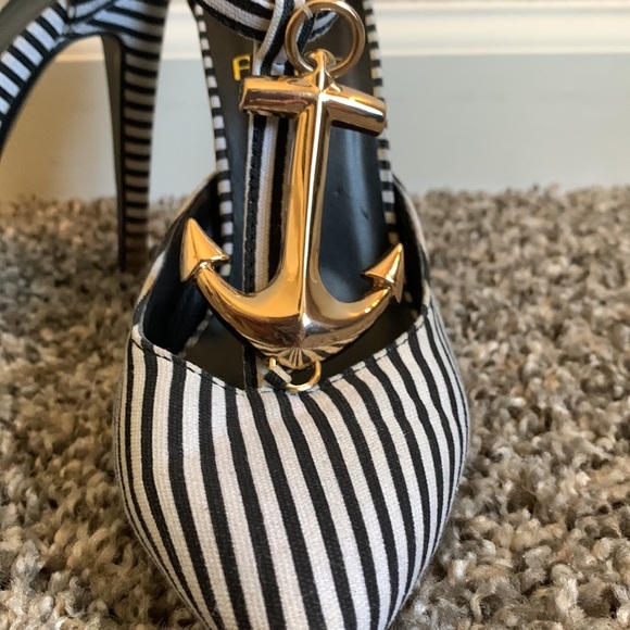 Athena Heels Size 6 NAUTICAL Heels - Picture 2 of 5